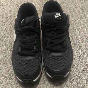Nike Air women’s Black Sneakers